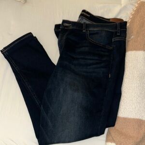 Women’s dark wash jeans